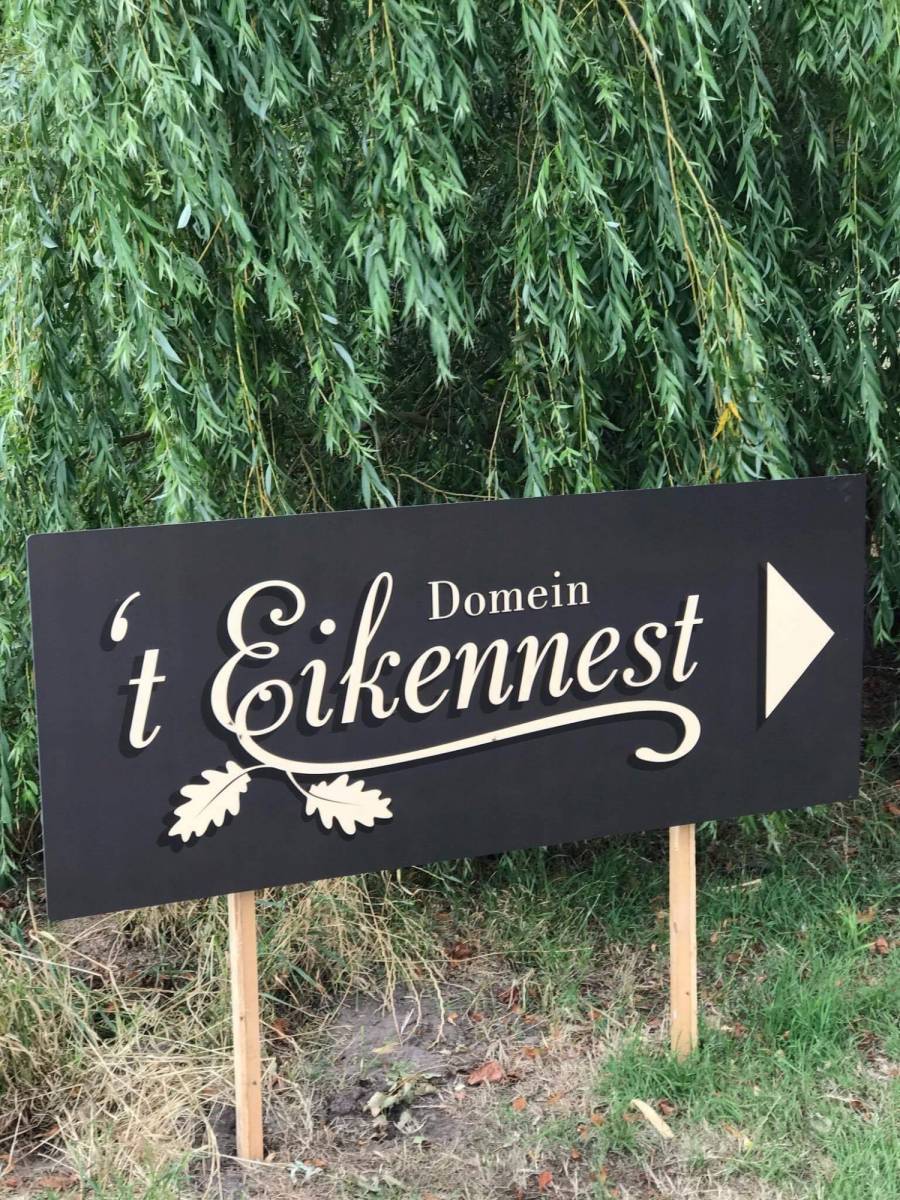 House of Weddings Domein t Eikennest Feestzaal West-Vlaanderen Diksmuide Beerst Tuin Park Vijver Tent Ceremonie Schuur pold (24)