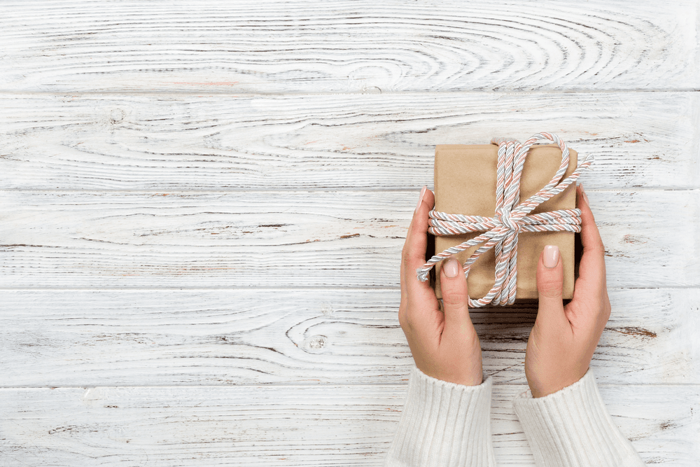 5 idées sympas pour un cadeau de fiançailles