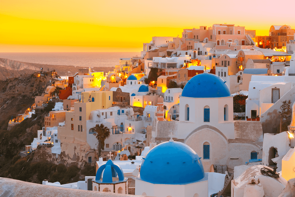 The 10 most beautiful hotels for your honeymoon to the Greek islands