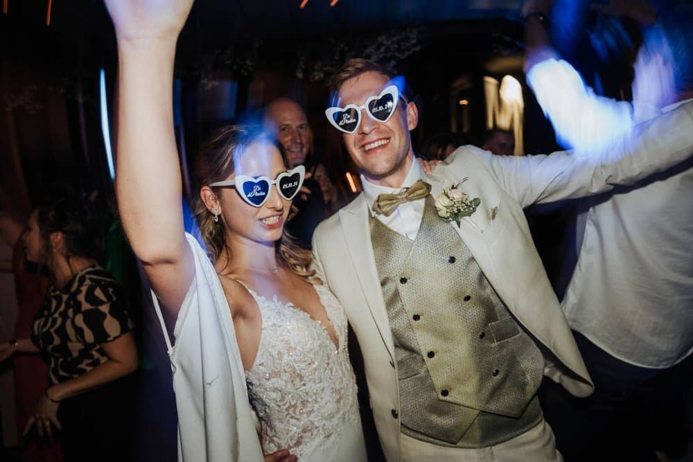 Zo schitter je op het avondfeest van je huwelijk!