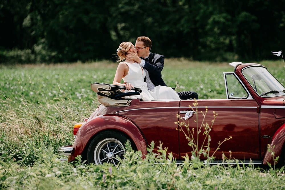 Which wedding car will you choose for your marriage?
