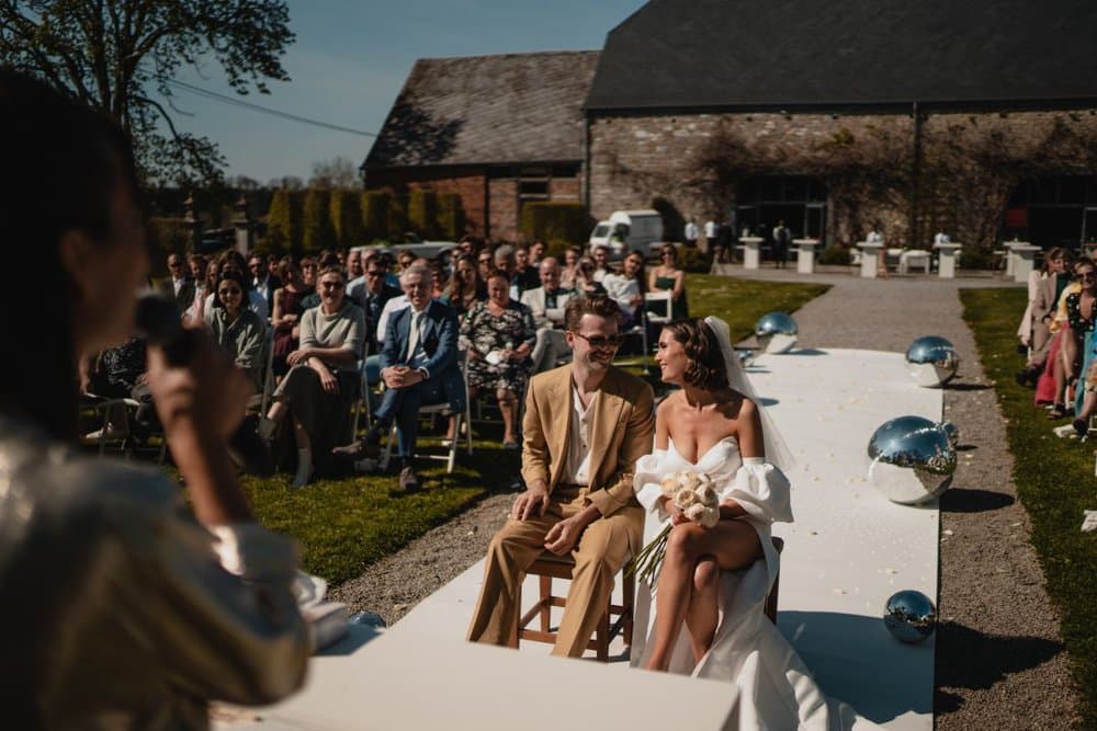 Le mariage musical de Manou et Domien sur le thème disco (avec silent disco !)