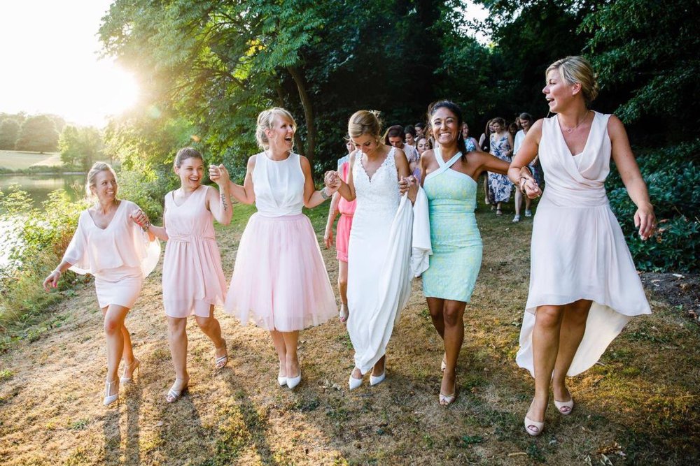 SOS dress codes : que porter lors d'un mariage ?