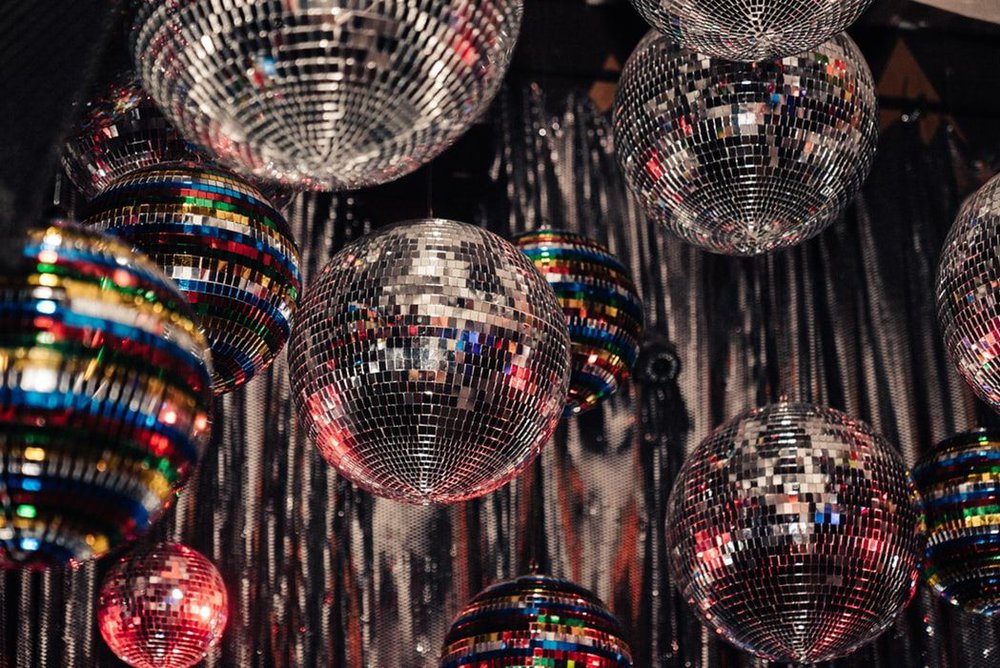 Ga voor ‘silent disco’ op je huwelijksfeest!