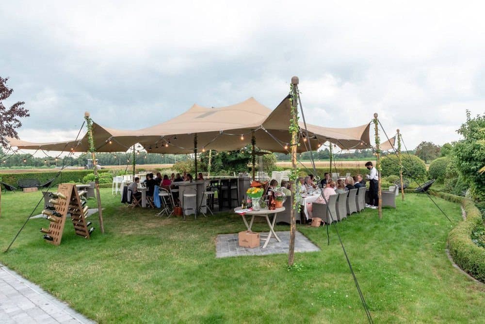 Must-haves for your cosy, country wedding party according to Valkenbulcke