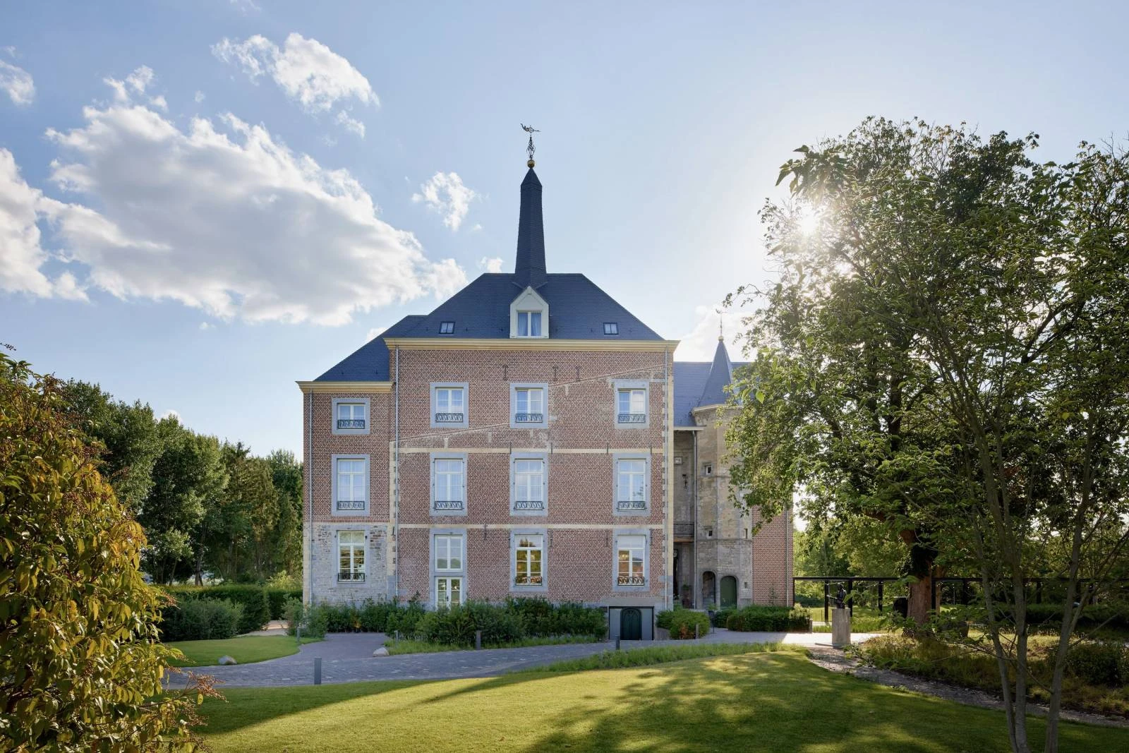 Van Oys Maastricht Retreat - Image 1
