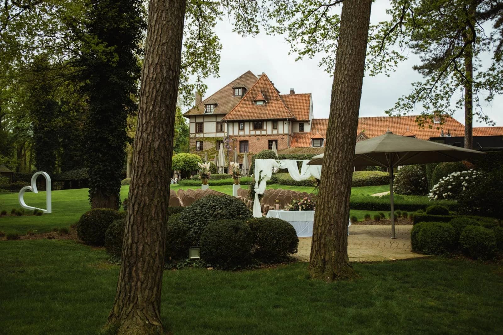 La Butte aux Bois - Image 1