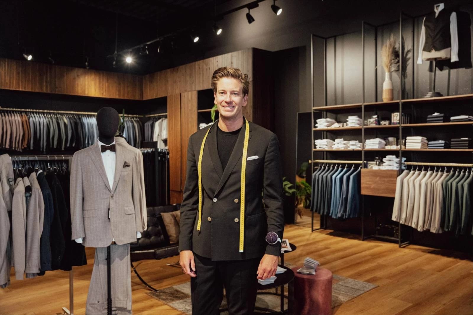 Van Den Bril | Your Suit - Image 1