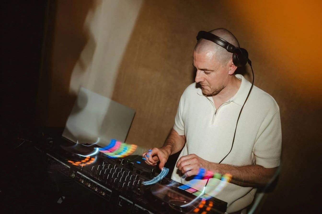 Je Boy Jordan - Image 1