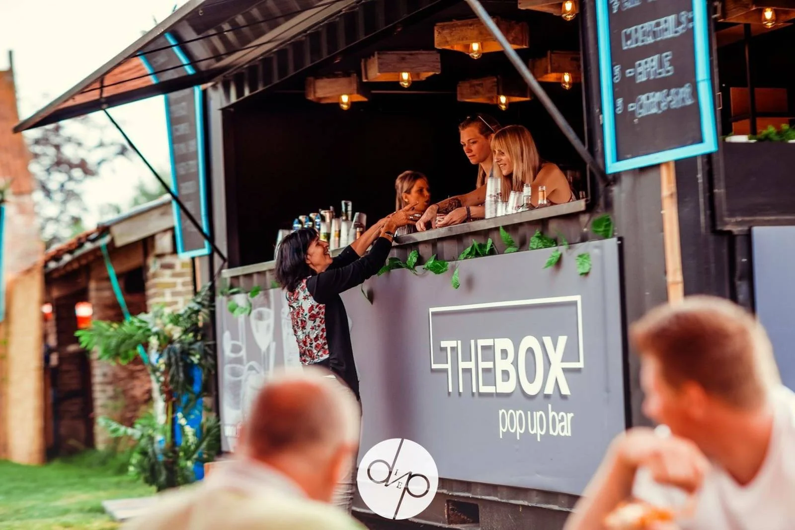 The Box Popup Bar - Image 1