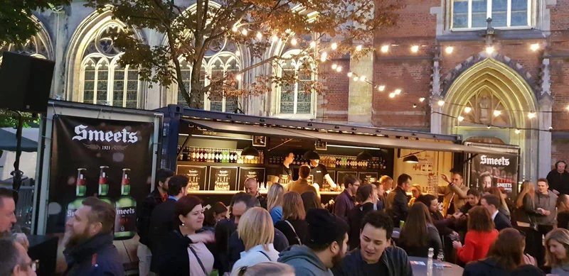 The Box Popup Bar | House of Weddings - 37
