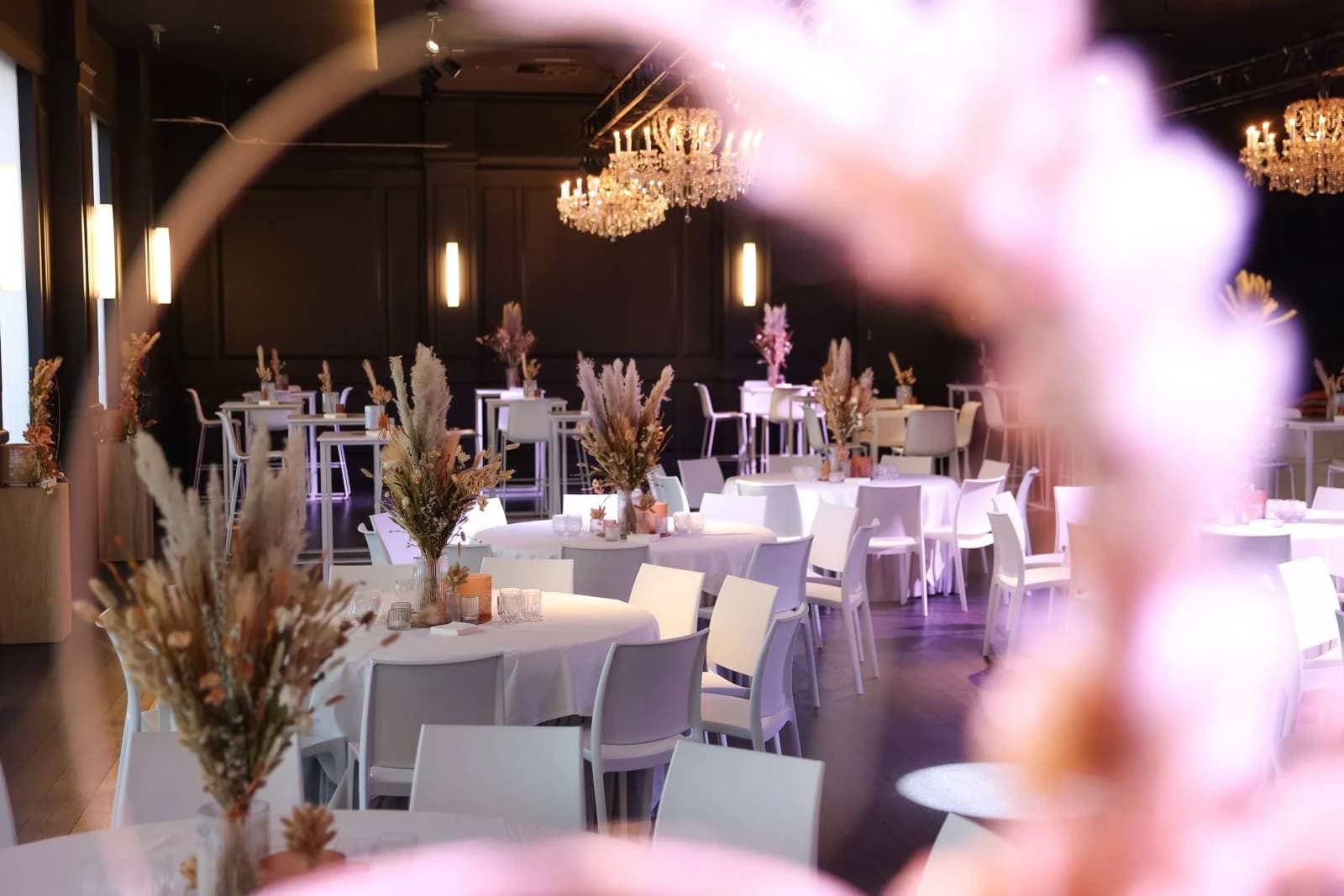 La Source by 4Wings - Image 1