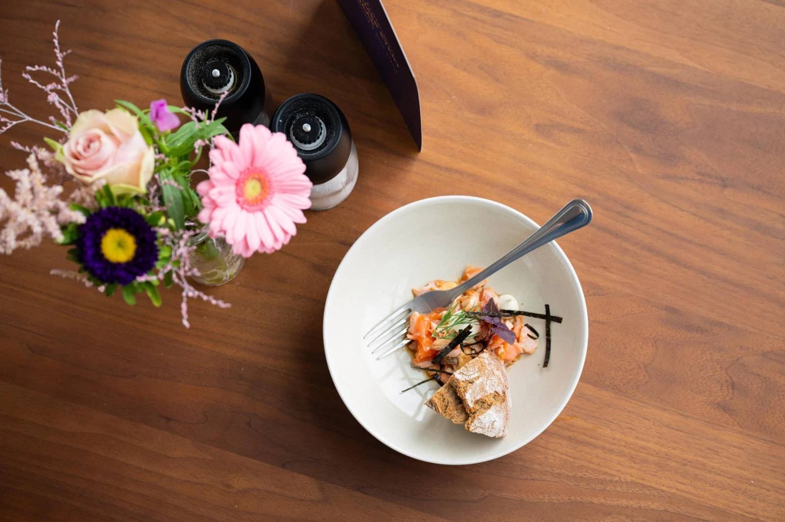 Roots Catering - Image 1