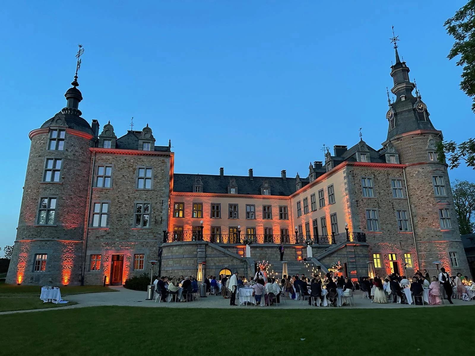 Château De Mirwart - Image 1