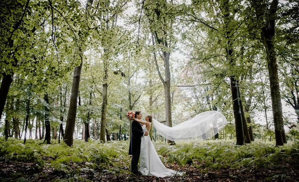 Annick Van Wesemael - LUX Visual Storytellers - Bloemen - House of Weddings (22)