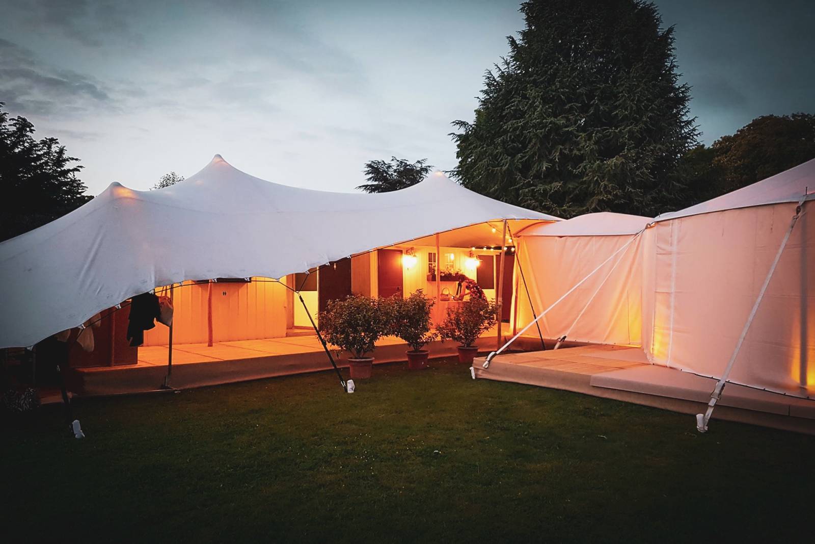 Blue Moon Team - Licht & Geluid Huwelijk Trouw Bruiloft - House of Weddings - 30