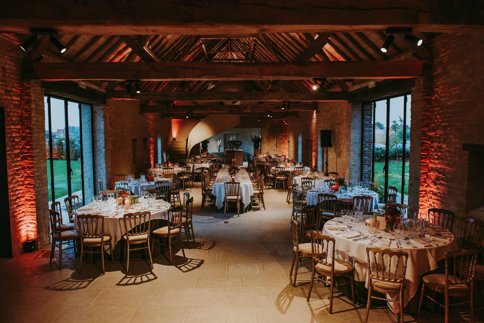 Discobar Deluxe - Mano Photography - DJ - Licht & Geluid - House of Weddings - 1