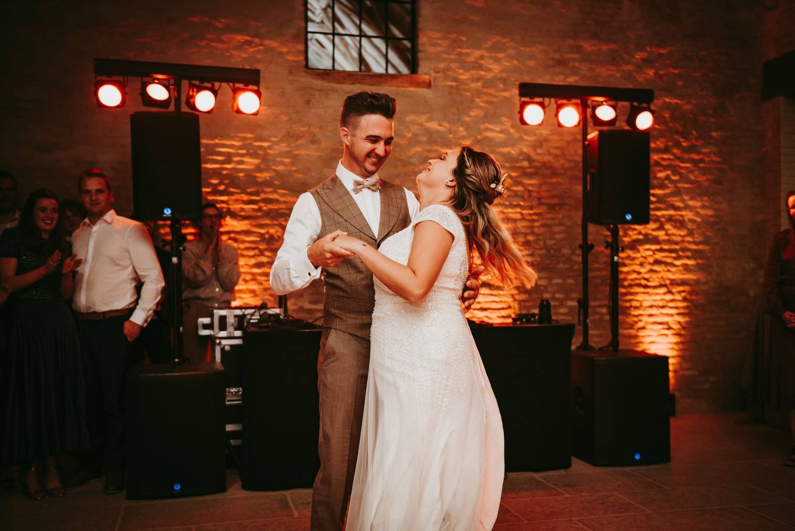 Discobar Deluxe - Mano Photography - DJ - Licht & Geluid - House of Weddings - 2