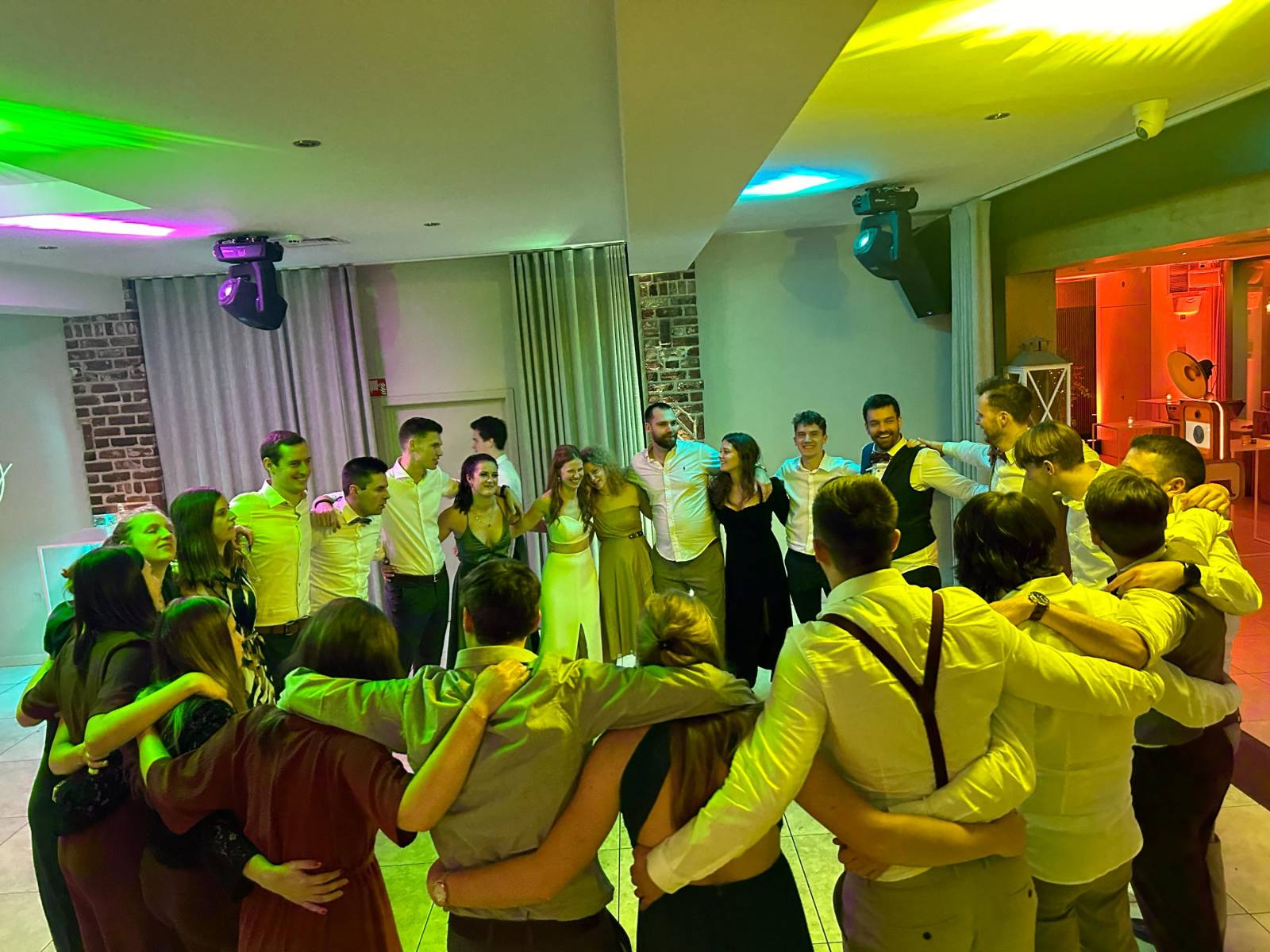 DJ Gio - DJ - House of Weddings (8)