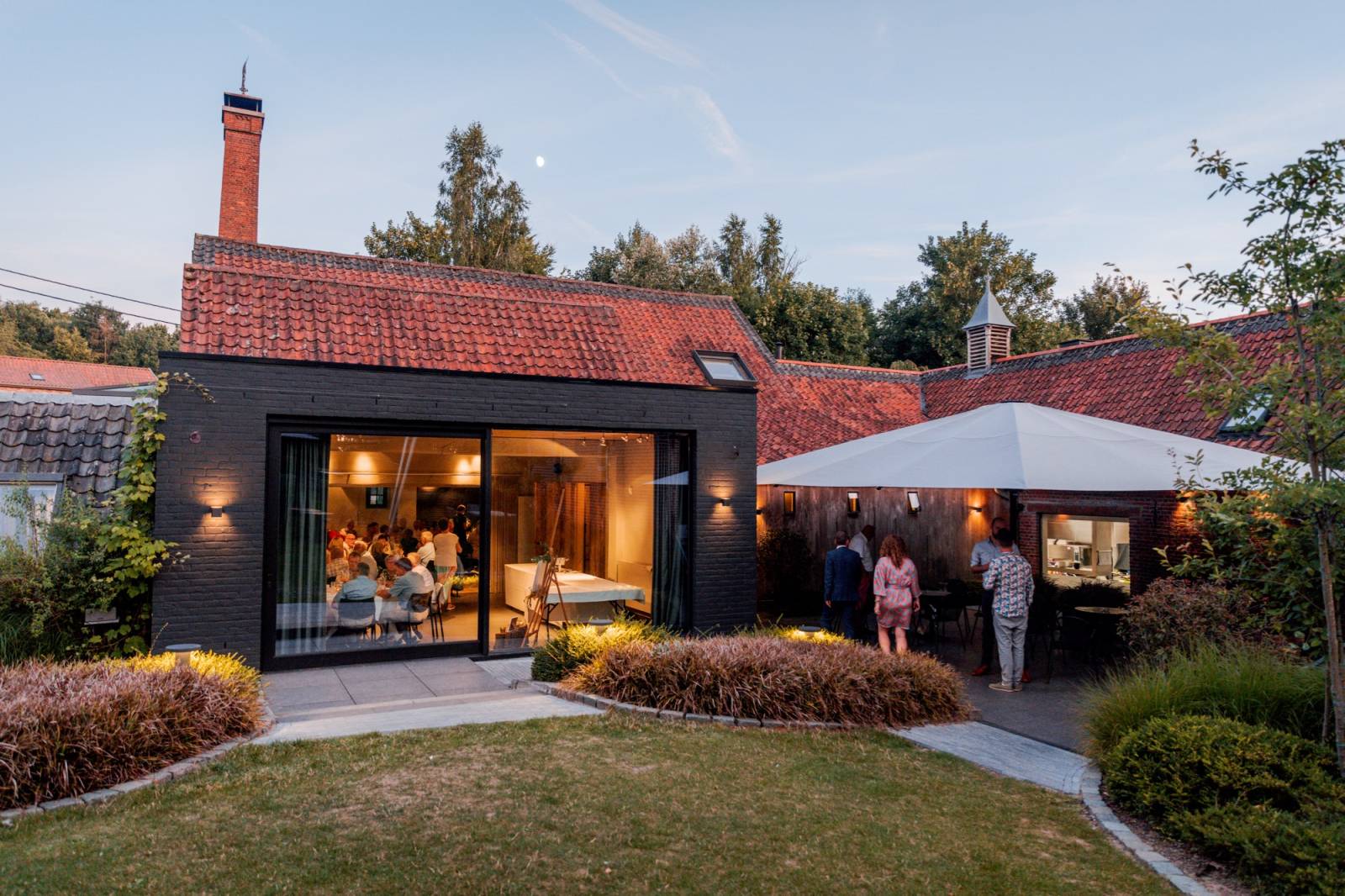 Hof ten Eenhorn - 2022 - Ineke en Sofie501HR - House of Weddings