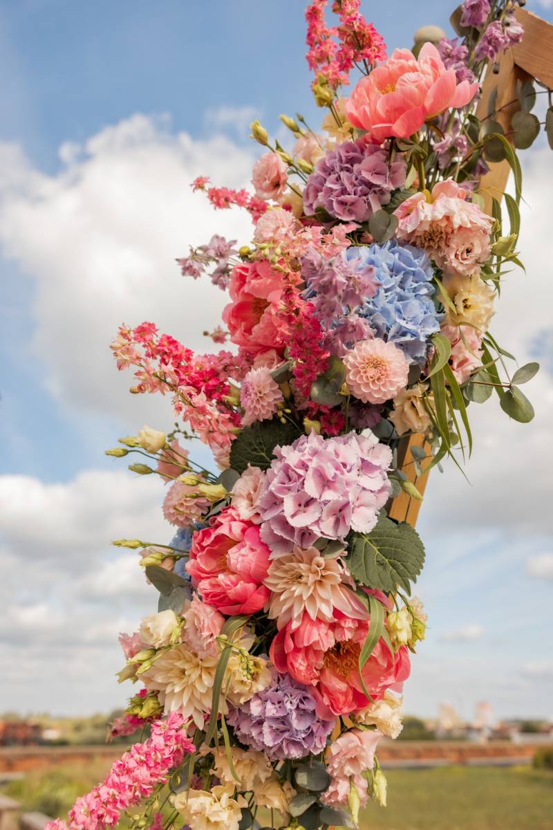 LOTS flower art - Nathalie Dolmans - House of Weddings