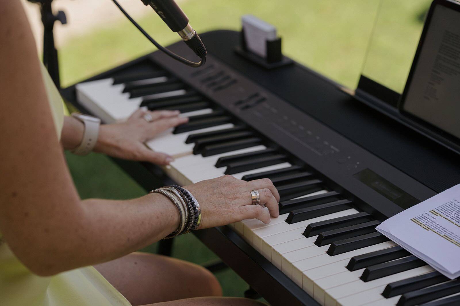 Marijke Van Nimmen - Isabeau Reynvoet - Live muziek - House of Weddings - 2