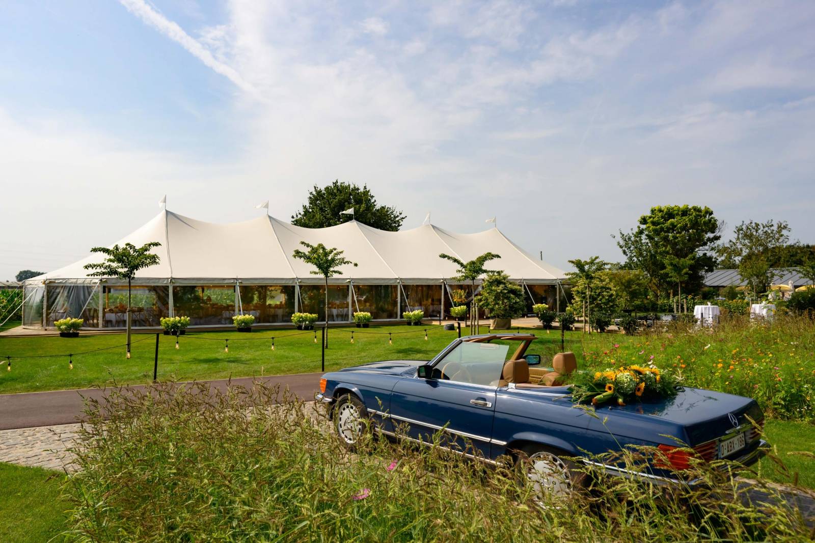 Stretched - Tenten - House of Weddings