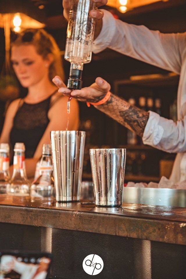 The Box Popup Bar | House of Weddings - 60